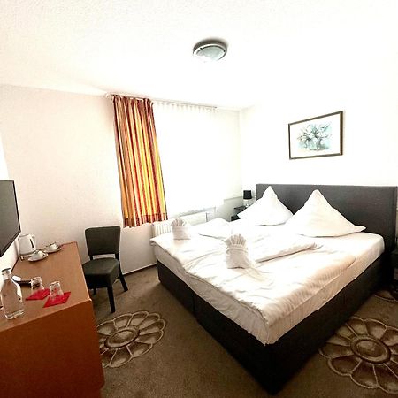 Dua Hotel Wennigsen Extérieur photo