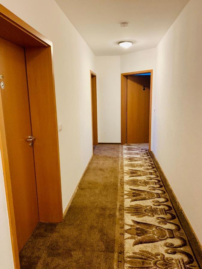 Dua Hotel Wennigsen Extérieur photo