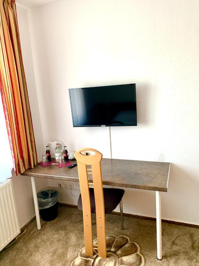Dua Hotel Wennigsen Extérieur photo