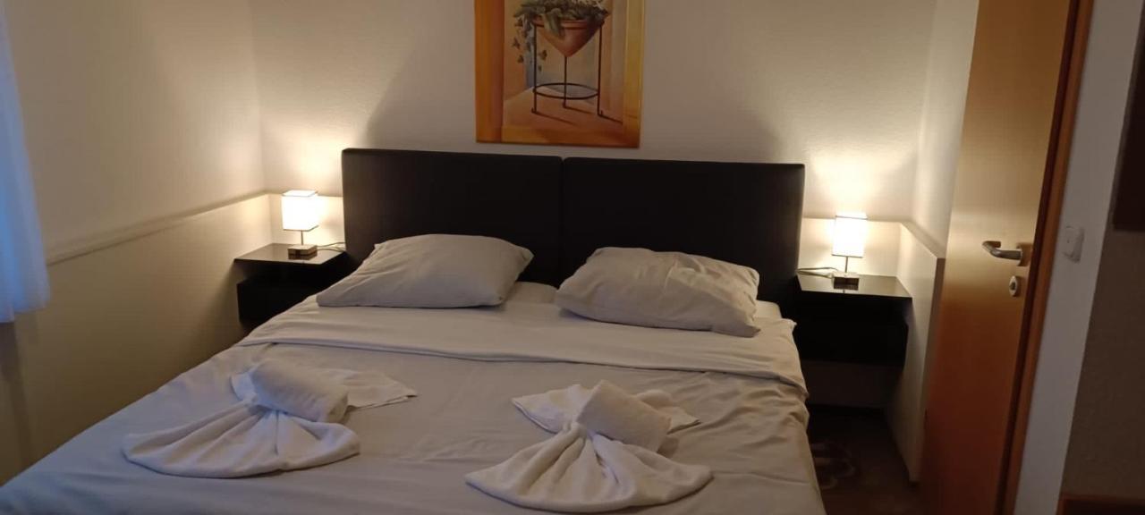 Dua Hotel Wennigsen Extérieur photo