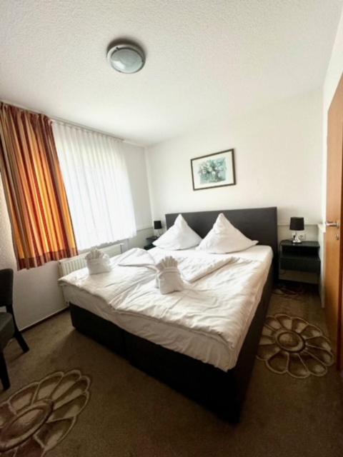 Dua Hotel Wennigsen Extérieur photo